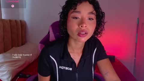 H A N N A H online show from June 26, 6:23 pm