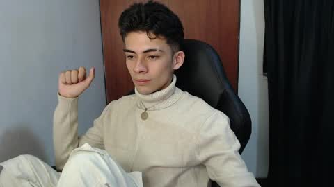 Hisokax online show from April 8, 5:07 am