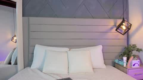 Hisoka online show from November 2, 12:07 pm