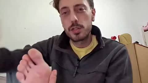 hitmenoww online show from December 13, 12:53 am