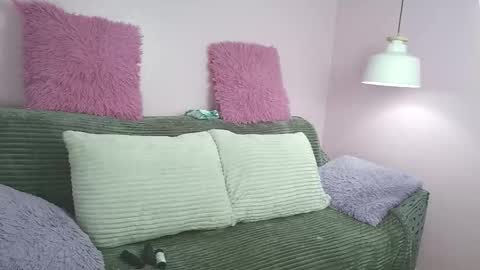 hiyakasudere_ online show from January 6, 6:00 pm