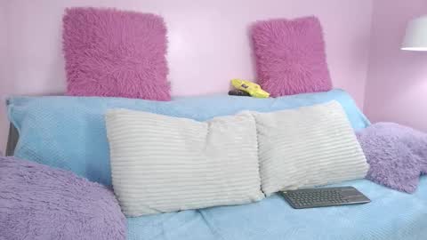 hiyakasudere_ online show from January 14, 12:55 pm