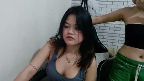 Snapshot of hoelyfloryn chatting on February 12, 2:01 pm hoelyfloryn online show from February 12, 2:01 pm