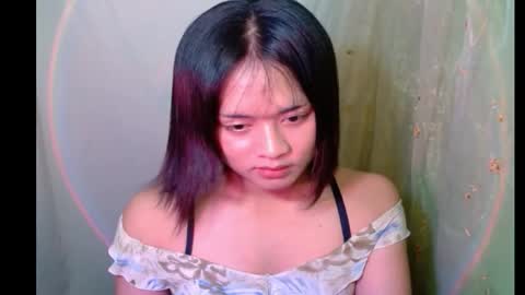 Snapshot of hoelyhanabi chatting on March 20, 6:29 am KIESH online show from March 20, 6:29 am