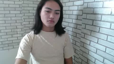 Snapshot of hoelyixia chatting on December 22, 5:26 am Ixia3 online show from December 22, 5:26 am