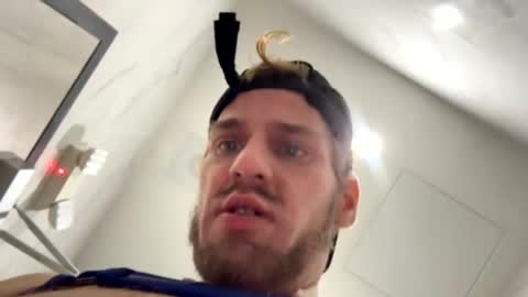 hoffman0189 online show from March 5, 4:52 am