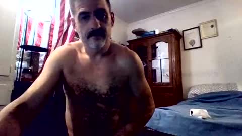 Snapshot of hoglegg99384194 chatting on November 13, 10:03 am hoglegg99384194 online show from November 13, 10:03 am