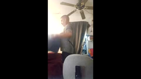 Snapshot of hoglegg99384194 chatting on April 23, 4:53 pm hoglegg99384194 online show from April 23, 4:53 pm