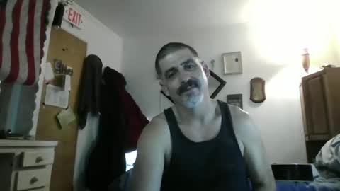 Snapshot of hoglegg99384194 chatting on May 22, 1:24 am hoglegg99384194 online show from May 22, 1:24 am