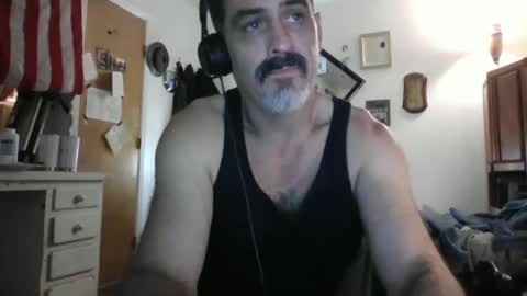 Snapshot of hoglegg99384194 chatting on May 29, 9:07 am hoglegg99384194 online show from May 29, 9:07 am