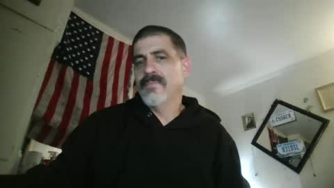 Snapshot of hoglegg99384194 chatting on May 31, 9:27 am hoglegg99384194 online show from May 31, 9:27 am