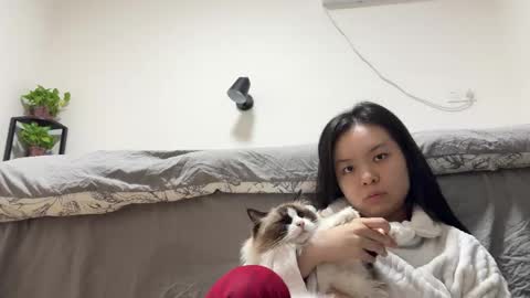 Snapshot of hola_sunflower chatting on November 29, 1:14 pm amy online show from November 29, 1:14 pm