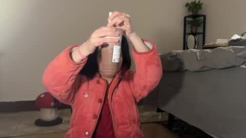 Snapshot of hola_sunflower chatting on February 2, 2:38 pm amy online show from February 2, 2:38 pm