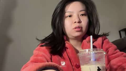 Snapshot of hola_sunflower chatting on March 1, 1:24 pm amy online show from March 1, 1:24 pm