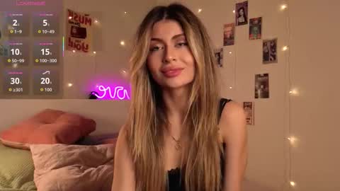 Moni Monica online show from September 21, 8:16 am