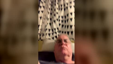 holgi57 online show from December 15, 8:46 pm