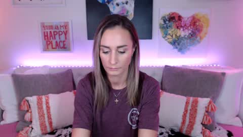 Holi Hurricane online show from November 10, 3:38 am