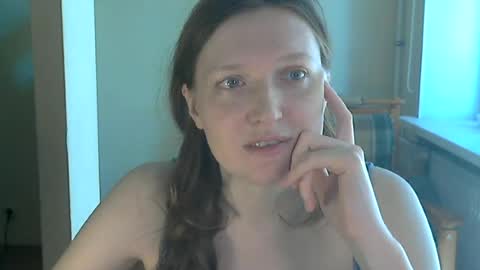 Snapshot of holistic_woman chatting on June 21, 11:57 am holistic_woman online show from June 21, 11:57 am