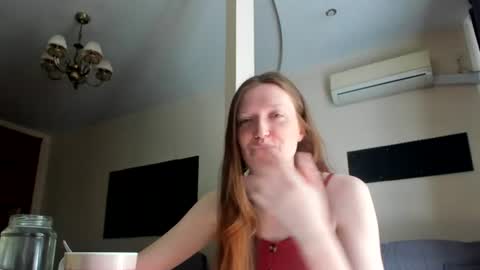 Snapshot of holistic_woman chatting on July 17, 7:04 am holistic_woman online show from July 17, 7:04 am