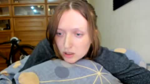 Snapshot of holistic_woman chatting on July 25, 7:11 pm holistic_woman online show from July 25, 7:11 pm
