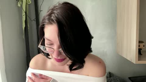 Sofia online show from April 15, 5:36 am