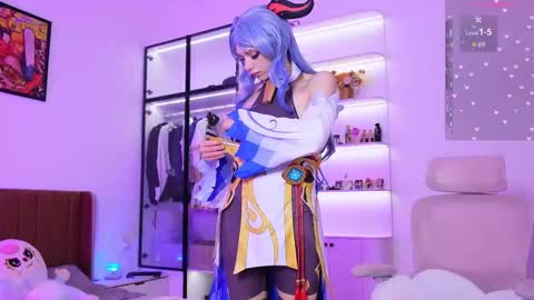 Holli online show from March 14, 9:42 pm