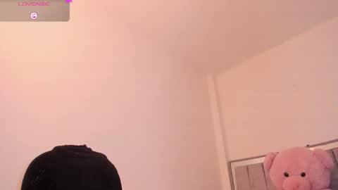 holly_16 online show from February 20, 8:53 pm