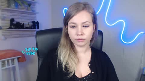 Holly online show from December 30, 10:21 am