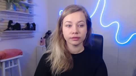 Holly online show from January 28, 4:50 am