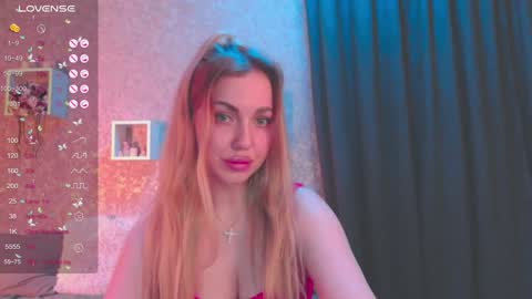 holly_molly8 online show from January 22, 5:49 pm