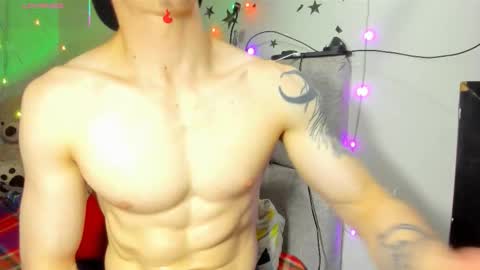 Snapshot of hollypurple chatting on February 3, 12:42 am Hades and Persefone online show from February 3, 12:42 am