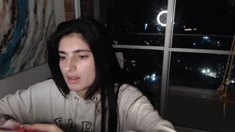 hollyshit_ online show from February 13, 12:46 am