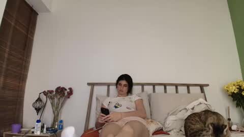 hollyshit_ online show from January 9, 11:50 pm