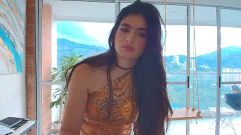 hollyshit_ online show from January 18, 10:35 pm