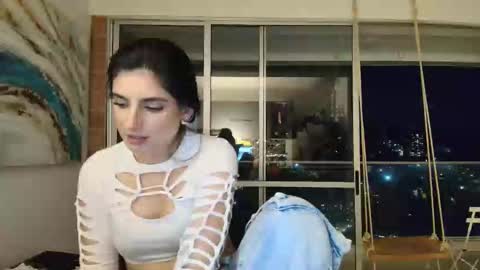 hollyshit_ online show from March 6, 11:56 pm