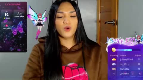 Snapshot of hollywoodbitch chatting on February 25, 6:14 am Isabella Marie online show from February 25, 6:14 am