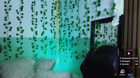 holly online show from January 23, 11:05 pm