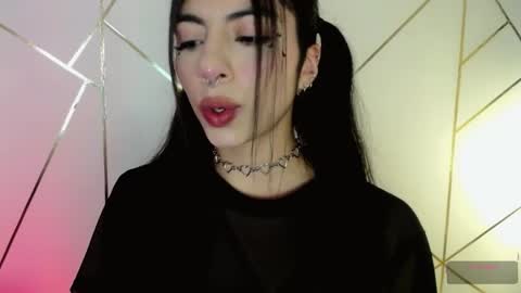 holly online show from March 1, 3:38 pm