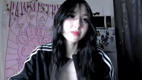 Snapshot of holy420loly chatting on May 2, 5:18 pm Ho Lee Sheet online show from May 2, 5:18 pm