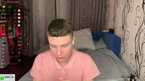 holy_eggs_00 online show from February 1, 6:50 pm