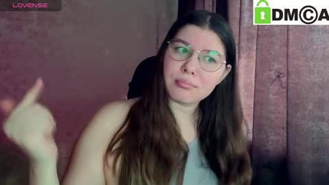 Welcome guys  Pleasure to see you all here  My name is MichaelaTip menu is active Private is open  online show from March 12, 6:52 am