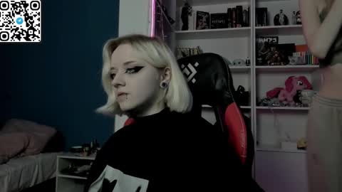 holy_mistresss online show from January 14, 10:21 am