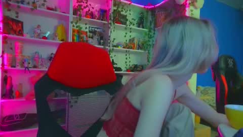 Rumi online show from November 9, 9:40 am