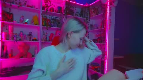 Rumi online show from November 16, 11:16 am