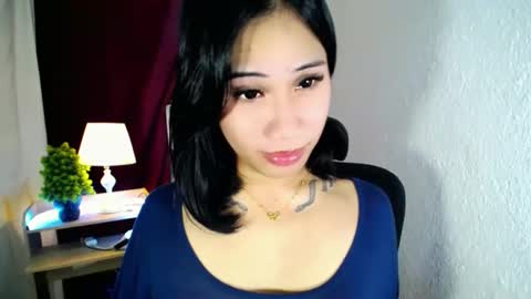 holy_samyx online show from September 22, 4:14 am