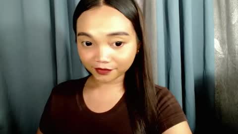 Snapshot of holy_shine chatting on July 13, 6:38 am Bella online show from July 13, 6:38 am