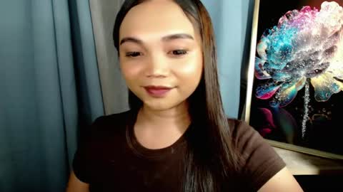 Snapshot of holy_shine chatting on July 22, 10:34 pm Bella online show from July 22, 10:34 pm