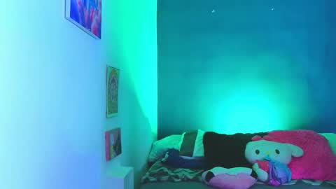      online show from September 14, 7:40 am