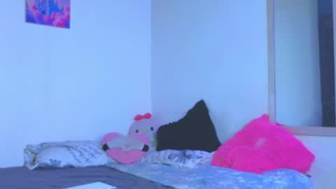 Snapshot of holy_taby_ chatting on June 21, 6:54 pm online show from June 21, 6:54 pm