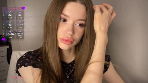 Snapshot of holybabe342 chatting on December 23, 12:08 pm Vio online show from December 23, 12:08 pm